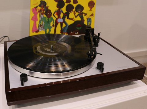tocadiscos thorens td 402 dd detalle