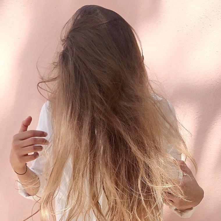 pelo mujer melena