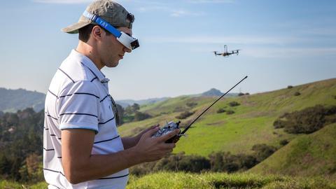 dron fpv
